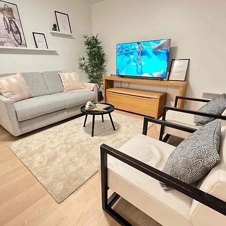 Very Quiet Apartment With Balcony แซงต์-เดอนี ภายนอก รูปภาพ
